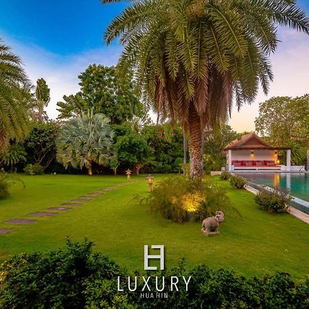 5 Bedroom Bali Style Mansion Wl2 HHQ Exterior photo