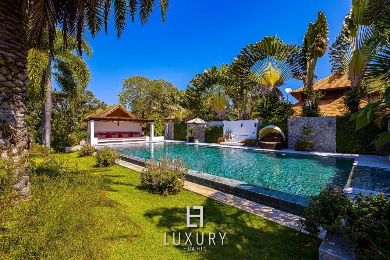 5 Bedroom Bali Style Mansion Wl2 HHQ Exterior photo