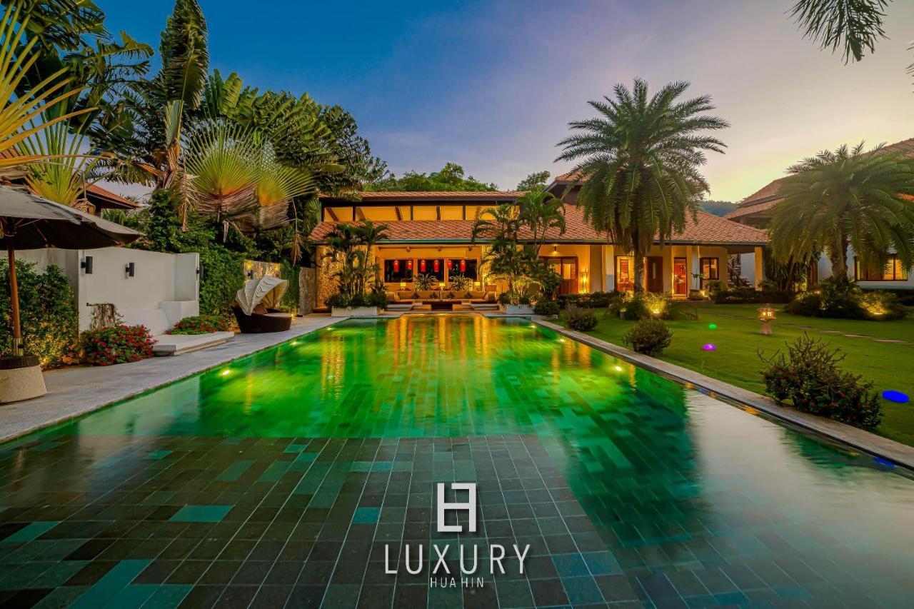 5 Bedroom Bali Style Mansion Wl2 HHQ Exterior photo