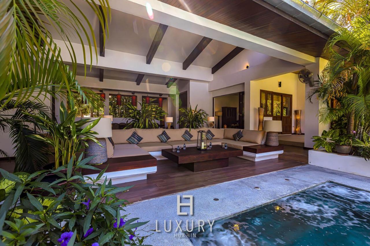 5 Bedroom Bali Style Mansion Wl2 HHQ Exterior photo