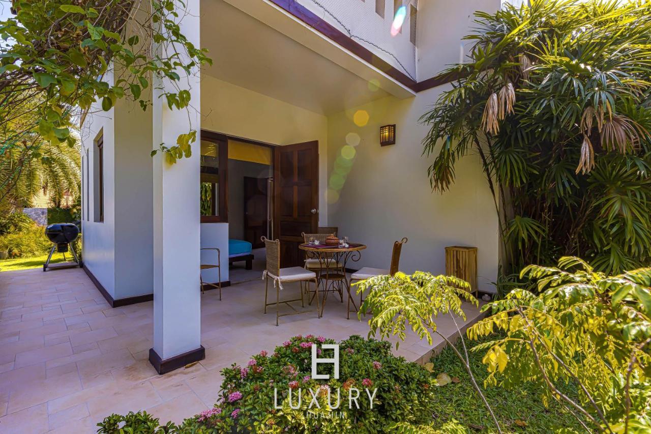 5 Bedroom Bali Style Mansion Wl2 HHQ Exterior photo
