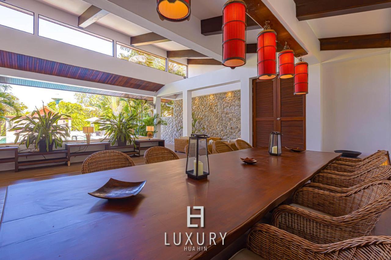 5 Bedroom Bali Style Mansion Wl2 HHQ Exterior photo