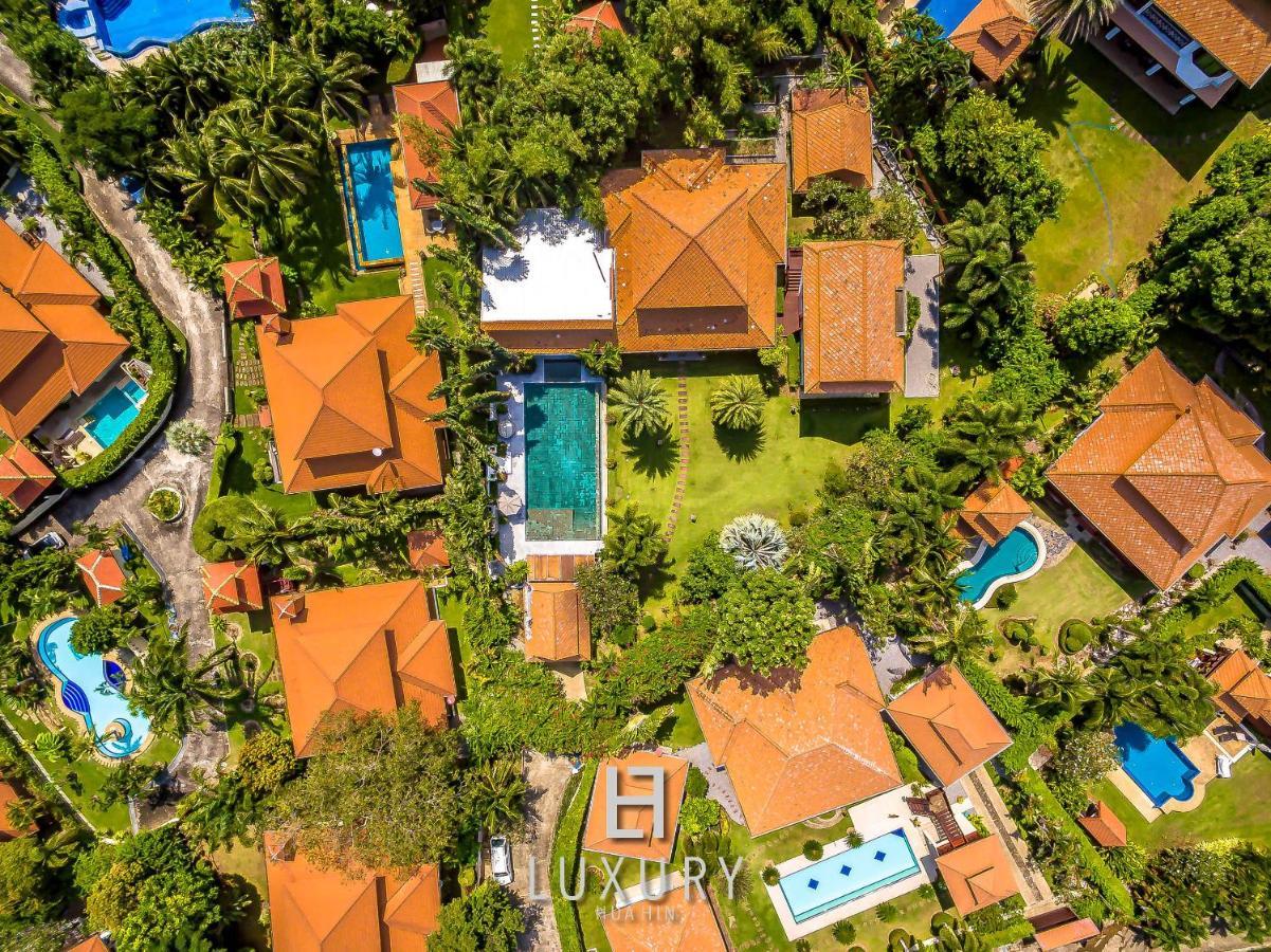 5 Bedroom Bali Style Mansion Wl2 HHQ Exterior photo