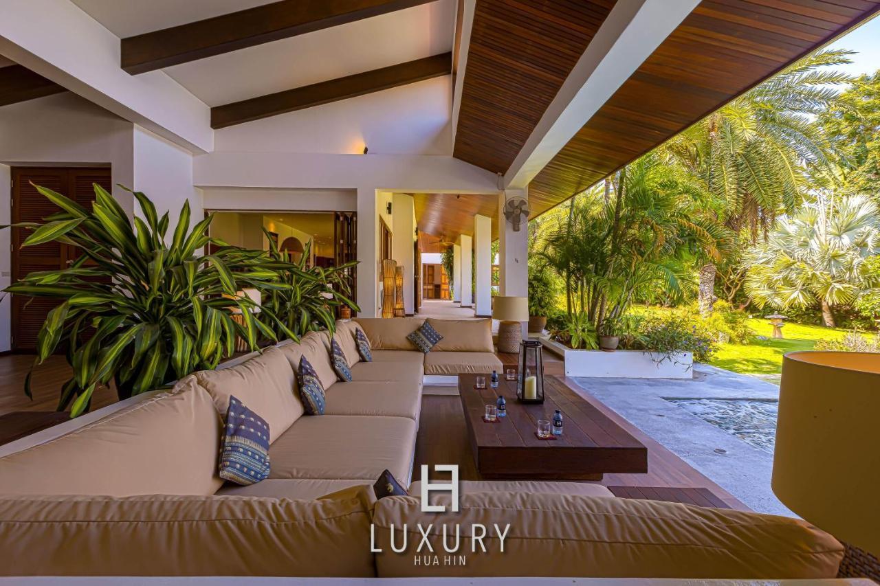 5 Bedroom Bali Style Mansion Wl2 HHQ Exterior photo