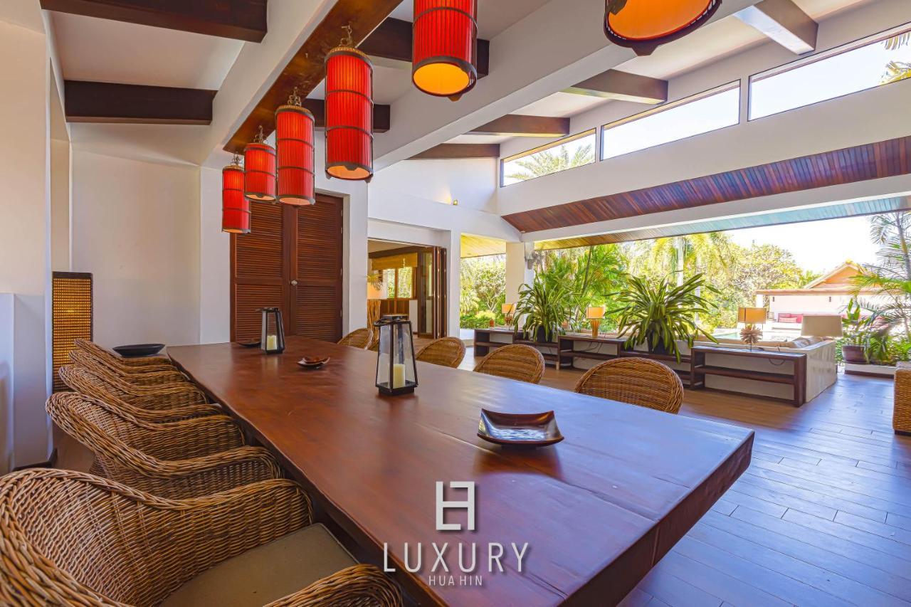 5 Bedroom Bali Style Mansion Wl2 HHQ Exterior photo
