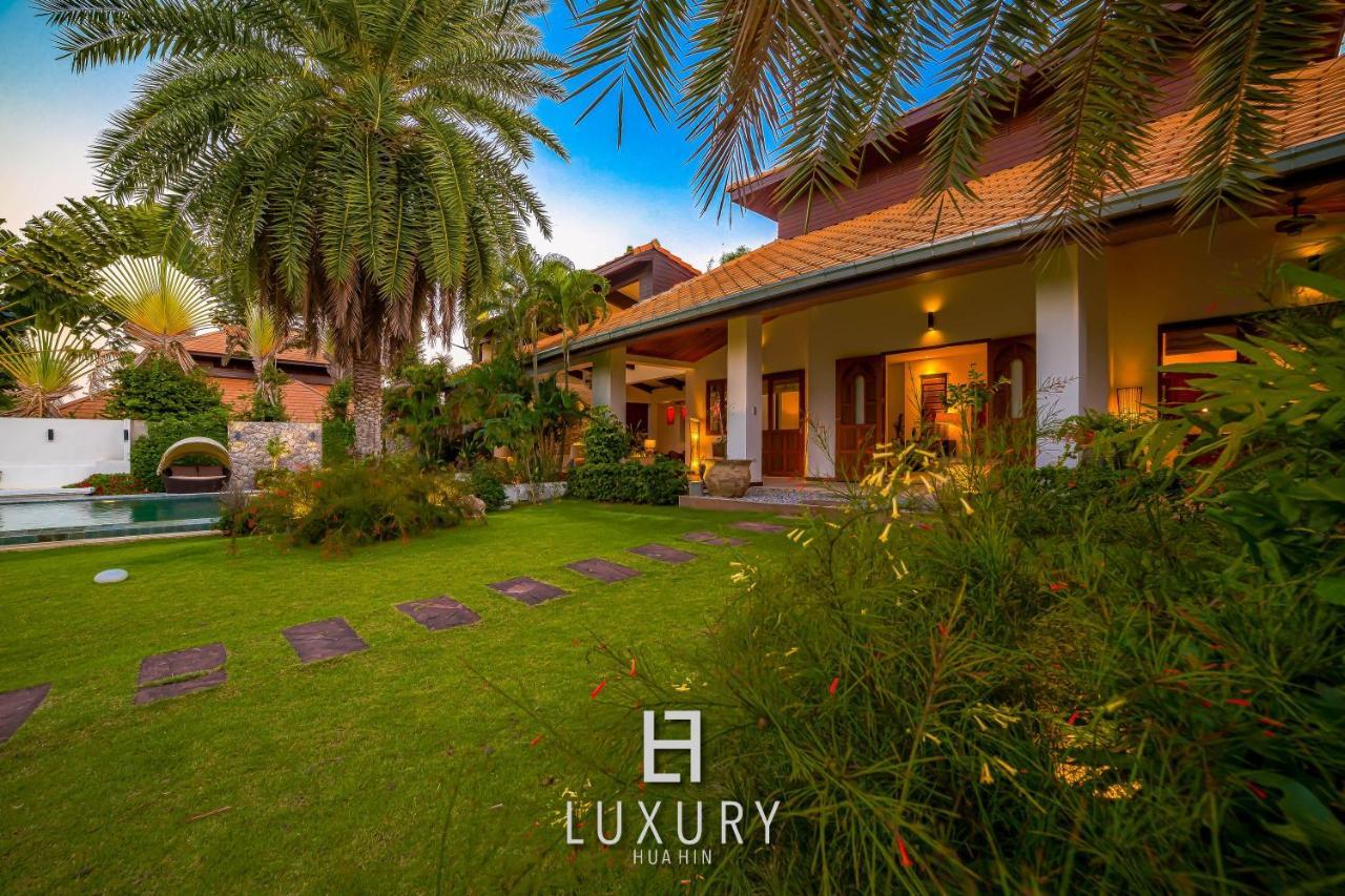 5 Bedroom Bali Style Mansion Wl2 HHQ Exterior photo