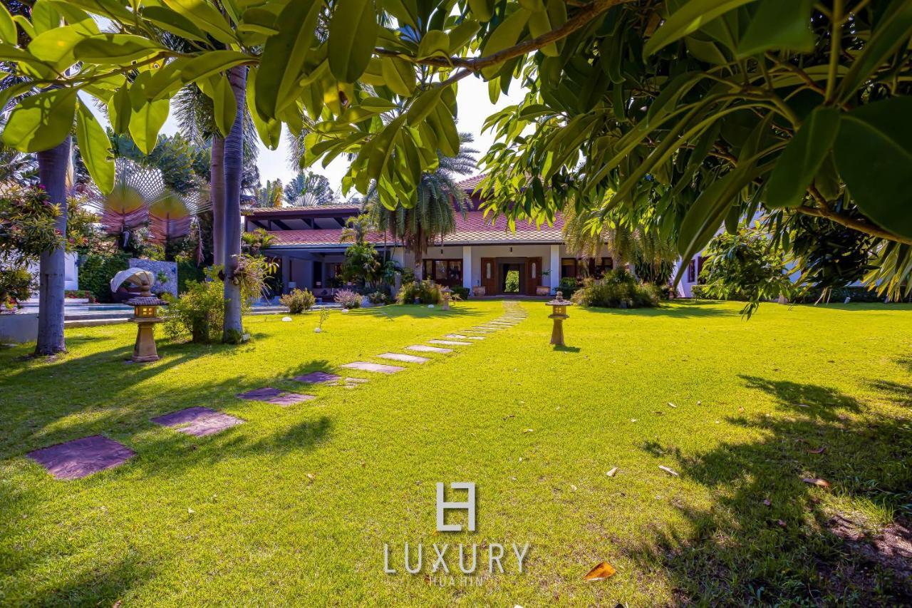 5 Bedroom Bali Style Mansion Wl2 HHQ Exterior photo