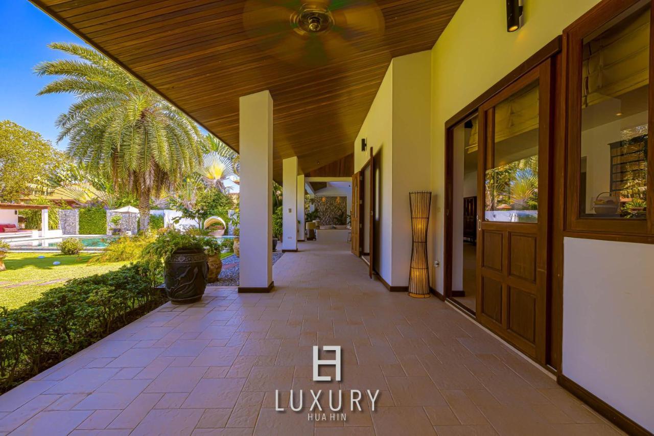 5 Bedroom Bali Style Mansion Wl2 HHQ Exterior photo