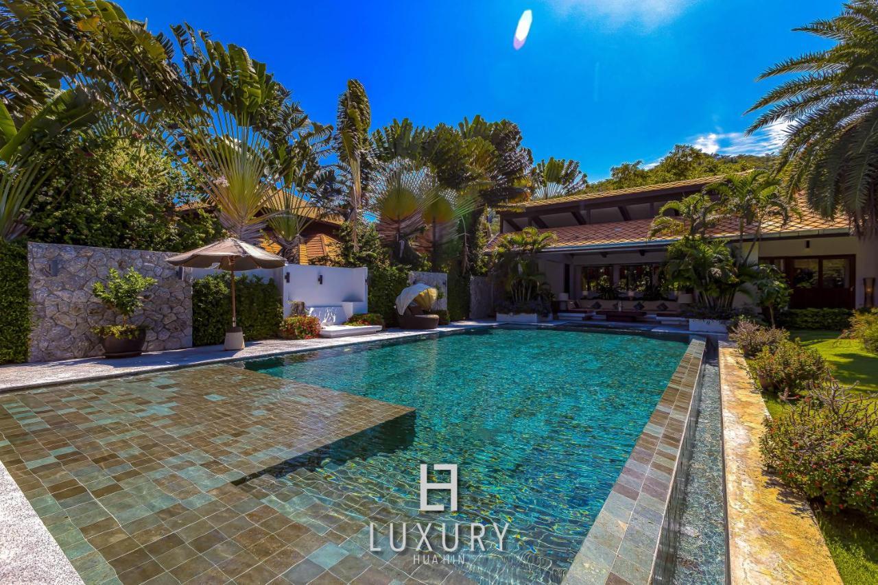 5 Bedroom Bali Style Mansion Wl2 HHQ Exterior photo