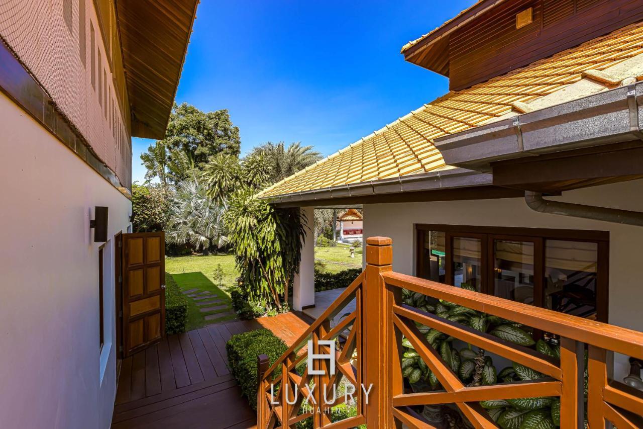 5 Bedroom Bali Style Mansion Wl2 HHQ Exterior photo